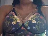 I am very hot, I love to suck everything. I am a girl who loves sex, I like to please and have a good time.