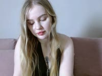 I am kind, good talk and hearing person... would love to know people here ahaha <3 i am polish student