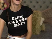 I am a hot and sensual model always in the mood to have fun with you on cam