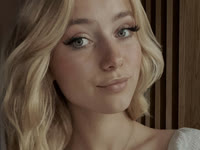 Hello, my name is Lucy. I