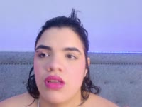 I am a girl who is characterized by living life to the fullest, I like dancing, walking to unexpected places, I think that without plans sometimes you enjoy more, just live the adventure, I am Venezuelan living in Colombia with 23 years, creating content is one of my favorite hobbies, I really enjoy being online.