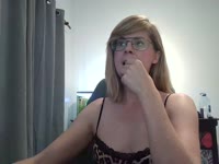 Hi there! This open minded and adventurous Dutchy is looking for some action and fun! If you