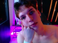 I am a very sensual, fun trans girl with a lot of energy. I love connecting with the people who enter my room and creating a warm, relaxed and fantasy-filled atmosphere. If you are looking for someone authentic, playful and who enjoys every moment with you, you are in the right place. I like to flirt, fulfill fantasies and make each visitor feel special.