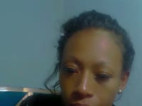 Soy una chica muy sexy y atrevida. Me gusta el sexo y los fetiches. Me gusta mostrar mi cuerpo sexy y desnudo ante la cámara.