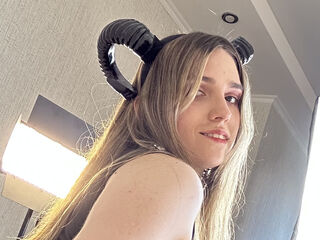 live teaser web cam AaliceWalter