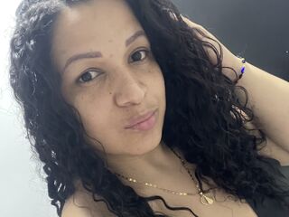 free online chat AdelineMoore