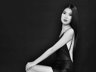 naughty cam girl fingering pussy AimeeDizon