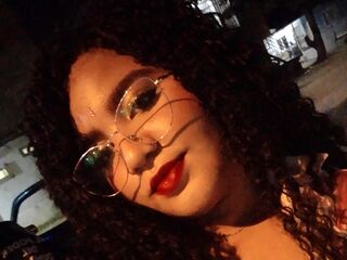 naughty cam girl fingering shaved pussy AishaBlanco