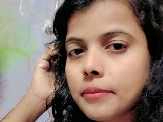 camgirl playing with vibrator AishwariaRaie