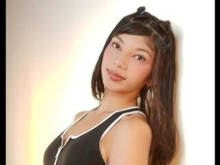 cam girl photo AlahiaWood