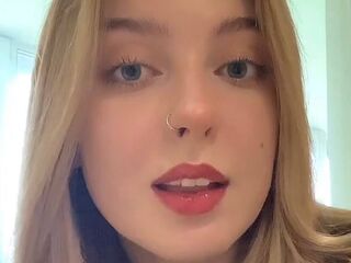 cam girl webcam AlbertaGodsil