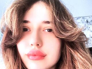 adult videochat AliceTrisavya