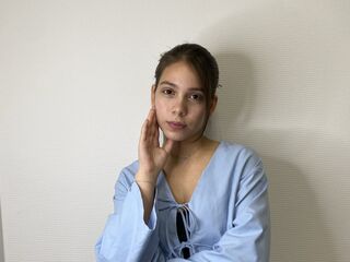 free video chat AlishiaCowlin