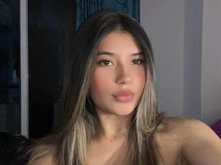 camslut fingering pussy AmberCeballos