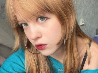 adult cam show AmberLune