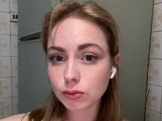 adult webcam chat AmiNahha