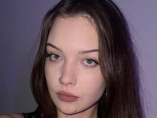 flirt chat room AmilyUiUi