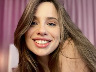 free chat room AngelineDivinne