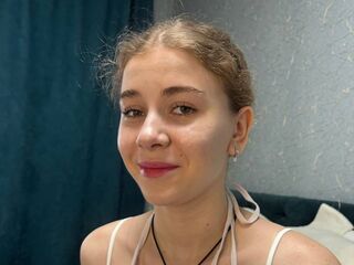 camslut naked AnnaMartt