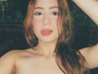 masturbating cam girl AntonellaLee