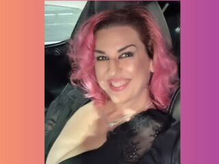 camwhore masturbating Anyarossi