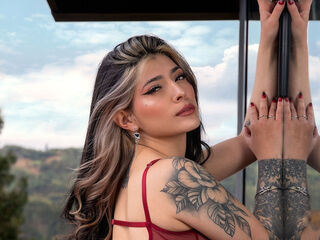 webcamgirl chat room AriaVera