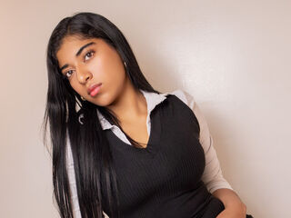 camslut video AriiDuval
