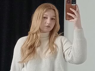 naughty cam girl masturbating AutumnCoxwell