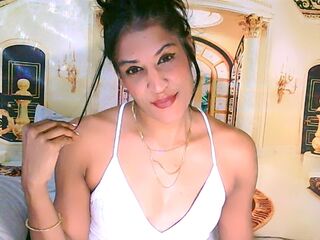 live sex show AzzyGreene