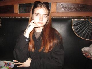 hot cam girl masturbating with sextoy BarbaraGriswell