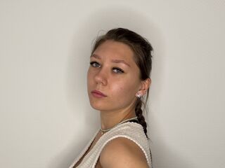 live chat BrigetteDifranco