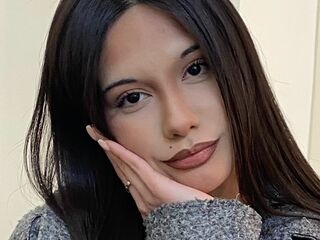 masturbating webcamgirl BritniHilbrand