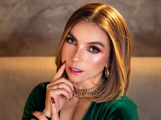 sexy live webcam girl CamilaRhoa
