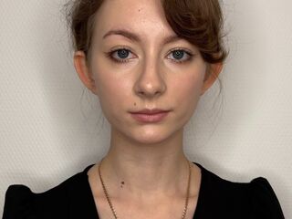 fingering girl cam CandiKays