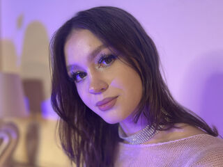 topless webcam girl CarmenHill