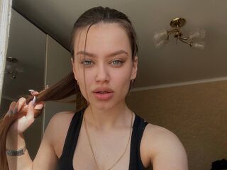 cybersex chat room CarmenWilliams