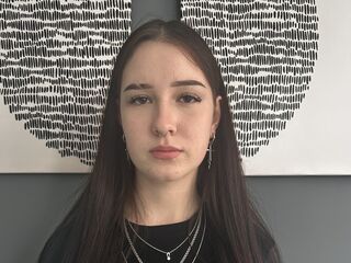 girl webcam CharlotteFrazier