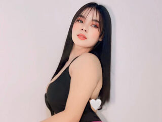 cam girl showing pussy ChealseaMarie