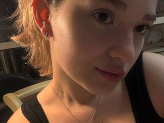 cam hooker chatroom ChloeDemaio