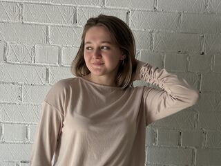 cam girl cam ChristiaBenoy