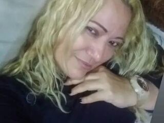 camgirl masturbating ClauWhite