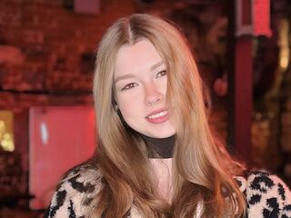 live free chat DainaThroneberry