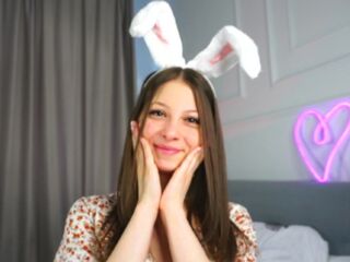 hot strip tease show DareleneBeldin