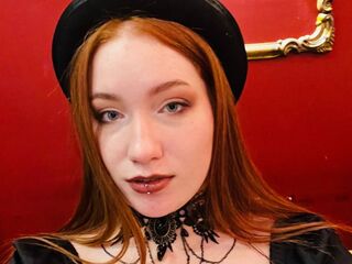 cam girl DevonaDarby