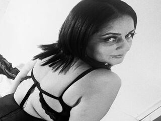 webcam babe chatroom DevoraClarke