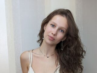 live chatroom EdlinHathorne