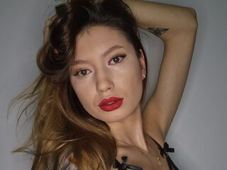 naughty chatroom ElliaBellamy