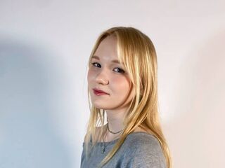 free live sexcam ElmaKinnunen
