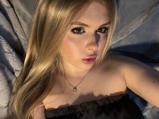 webcam striptease ElvaBrown