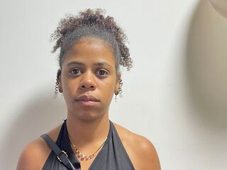 naked girl with cam fingering EmaVallerin